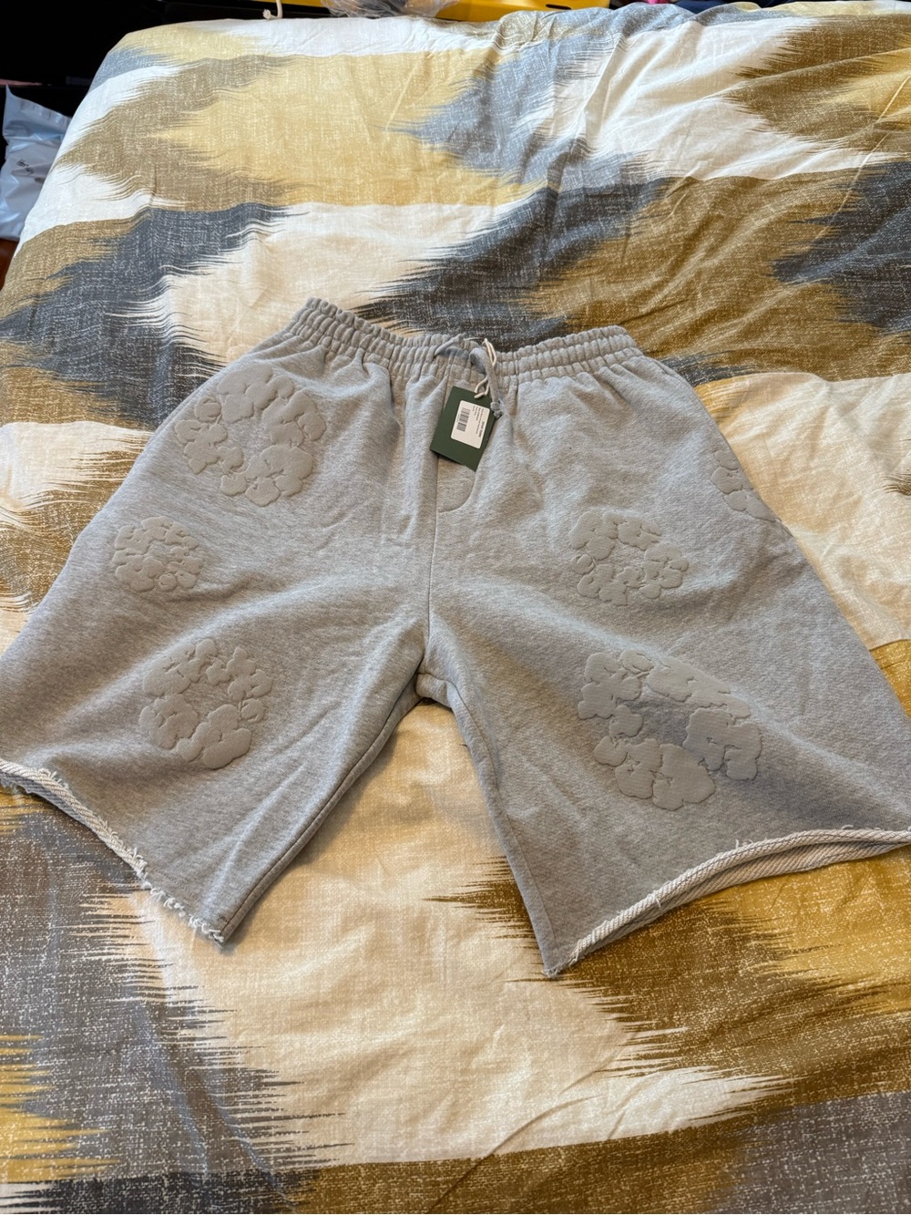 Denim Tears Mono Wreath Men’s Grey Shorts Size M